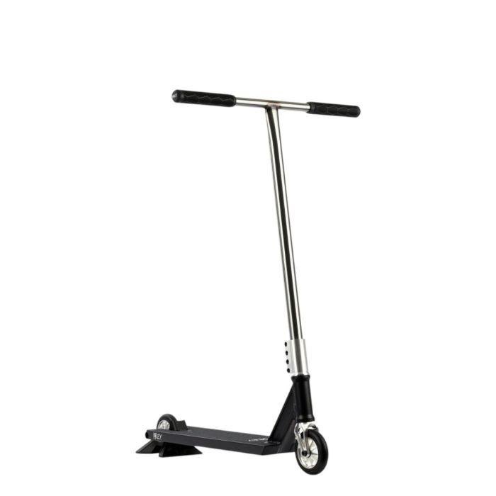 Scooter Prey Justice Plateado / Negro